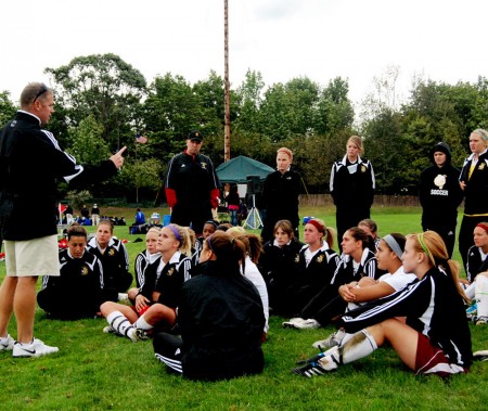 Team Meeting: The women’s soccer team lost to Saginaw Valley State on Friday and defeated Northwood on Sunday, bringing the team record to 1-4. Photo By: Sam Lehnert | Ad Layout Assistant