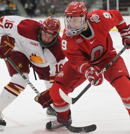 Split Series: Freshman Garrett Thompson and the Bulldogs took on Ohio State this weekend. They split the series, bringing their record to 4-2. The hockey team will face the University of Michigan this weekend, playing at home on Oct. 29 and at Michigan on Saturday. Photo By: Brock Copus | Photographer