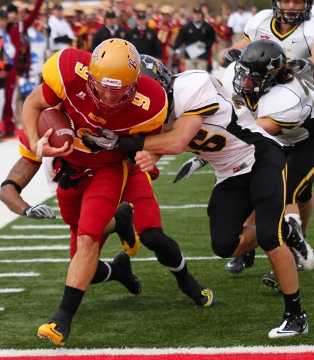 Falling Short: Tom Schneider, Ferris quarterback, steps into the end zone during Saturday’s game against Michigan Tech. The Bulldogs fell short with a final score of 16-28. Photo By: Brock Copus | Photographer