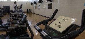 Machines Down: “Out of Order” is becoming a frequently viewed sign at the UREC, causing many Ferris students to question when the machines at University Recreation will be fixed. Photo By: Kate Dupon | Photo Editor